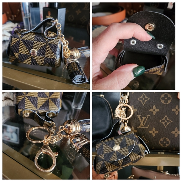 *NEW* Mini Bag Charm / Keyring / Keychain / AirPod Case / Tassels - Purse decor - Picture 2 of 9